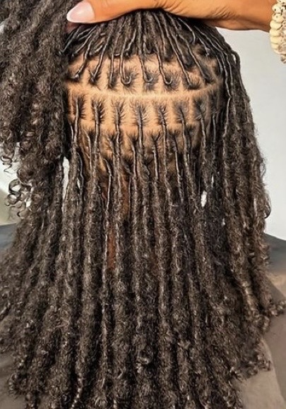 Small Loc Retwist